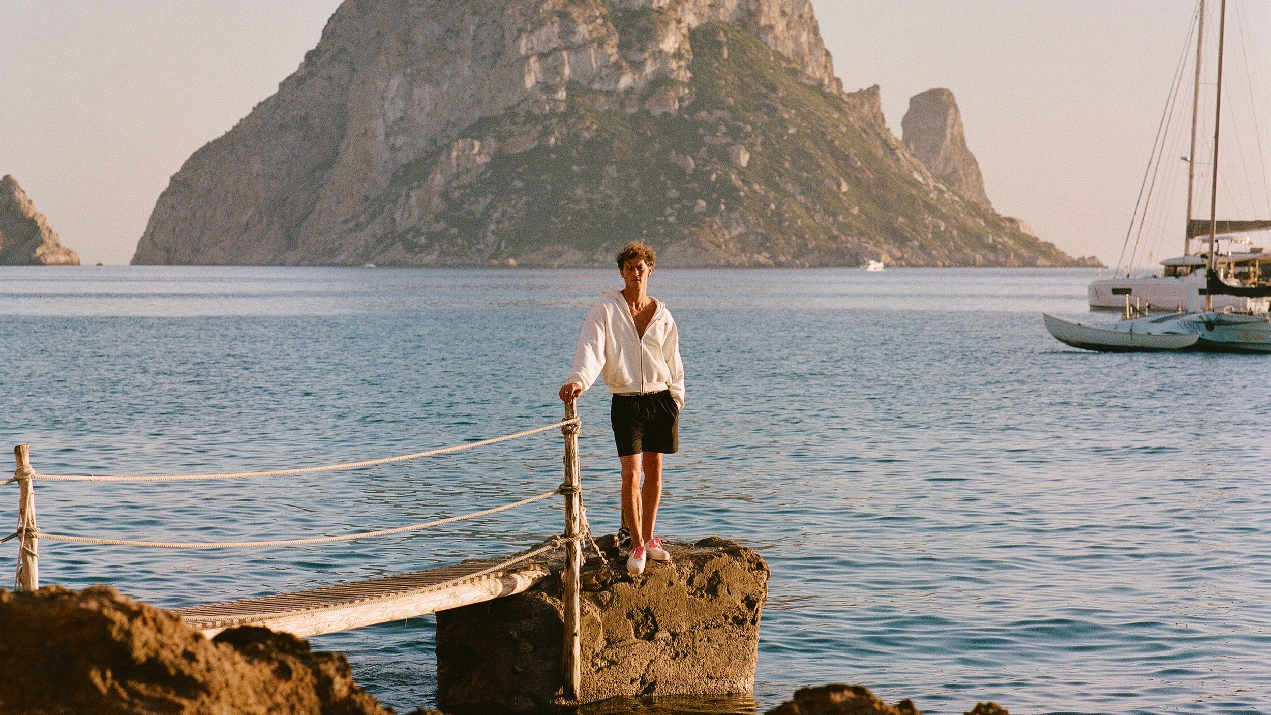 Redefining the Modern Daily Uniform